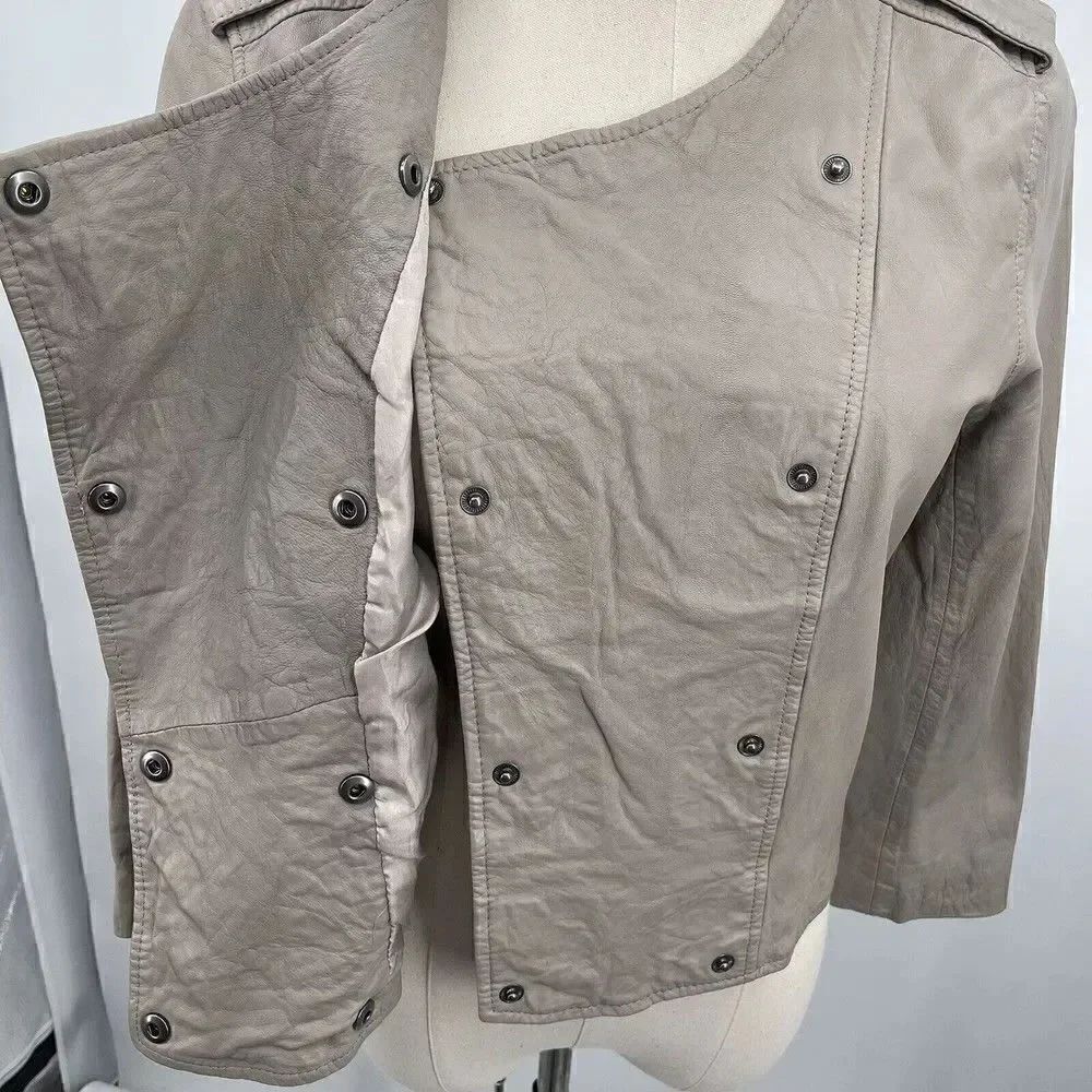 Joie womans lamb leather jacket medium silk lined Box G - Picture 4 of 10